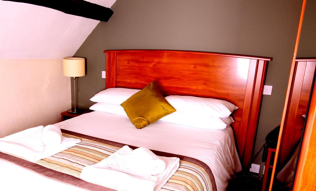 Plas Derwen Hotel Abergavenny Eksteriør billede
