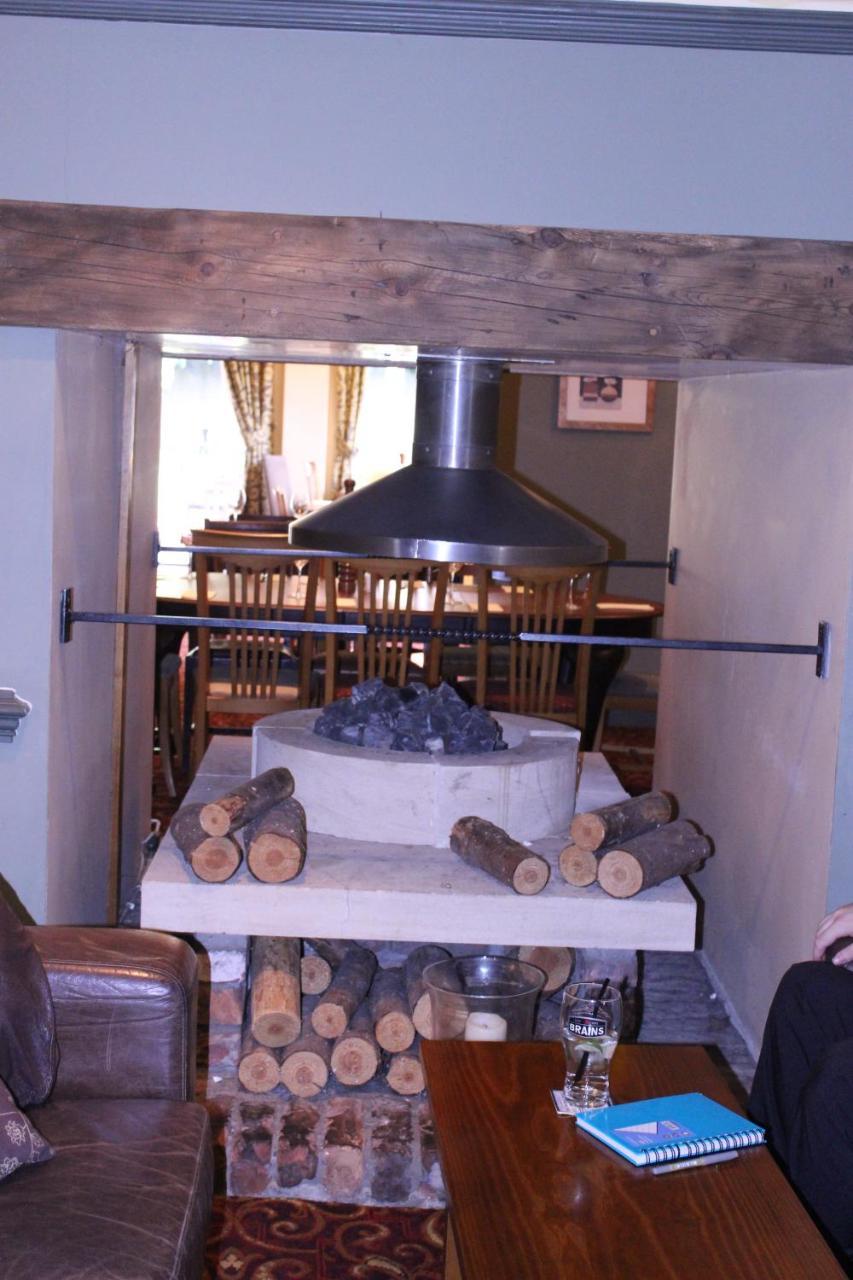 Plas Derwen Hotel Abergavenny Eksteriør billede